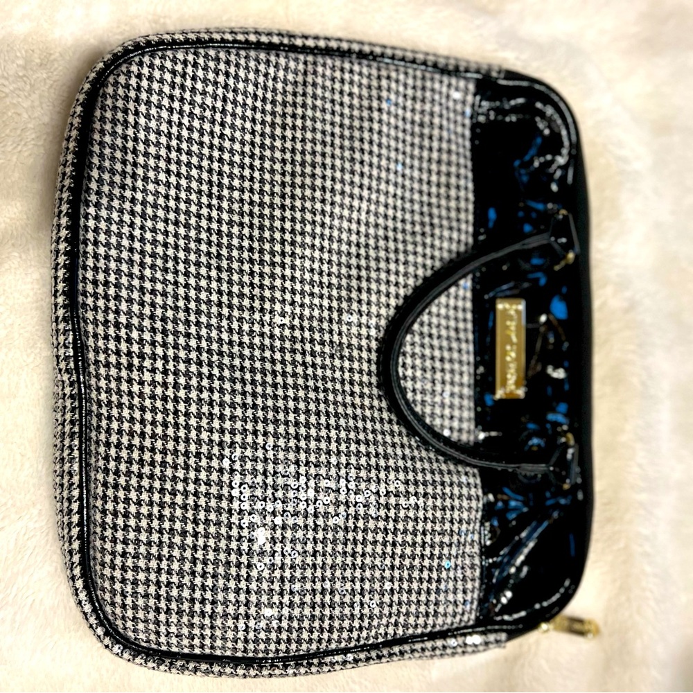Betsy Johnson Laptop Case